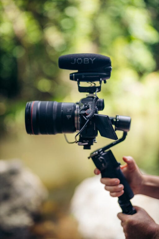 Using a mirrorless camera and shotgun microphone for video production