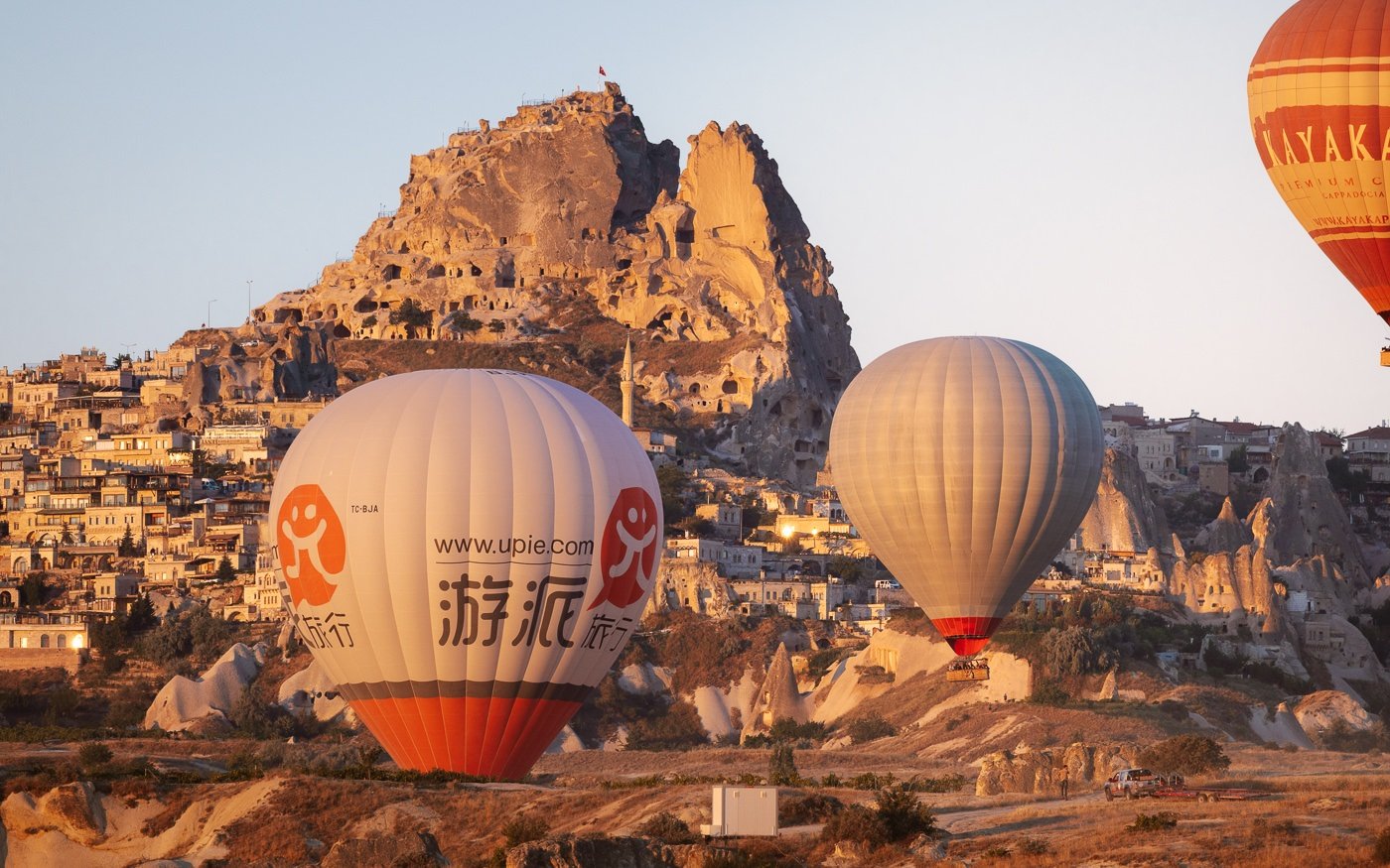 11 Amazing Cappadocia Cave Hotels With Hot Air Balloon Views