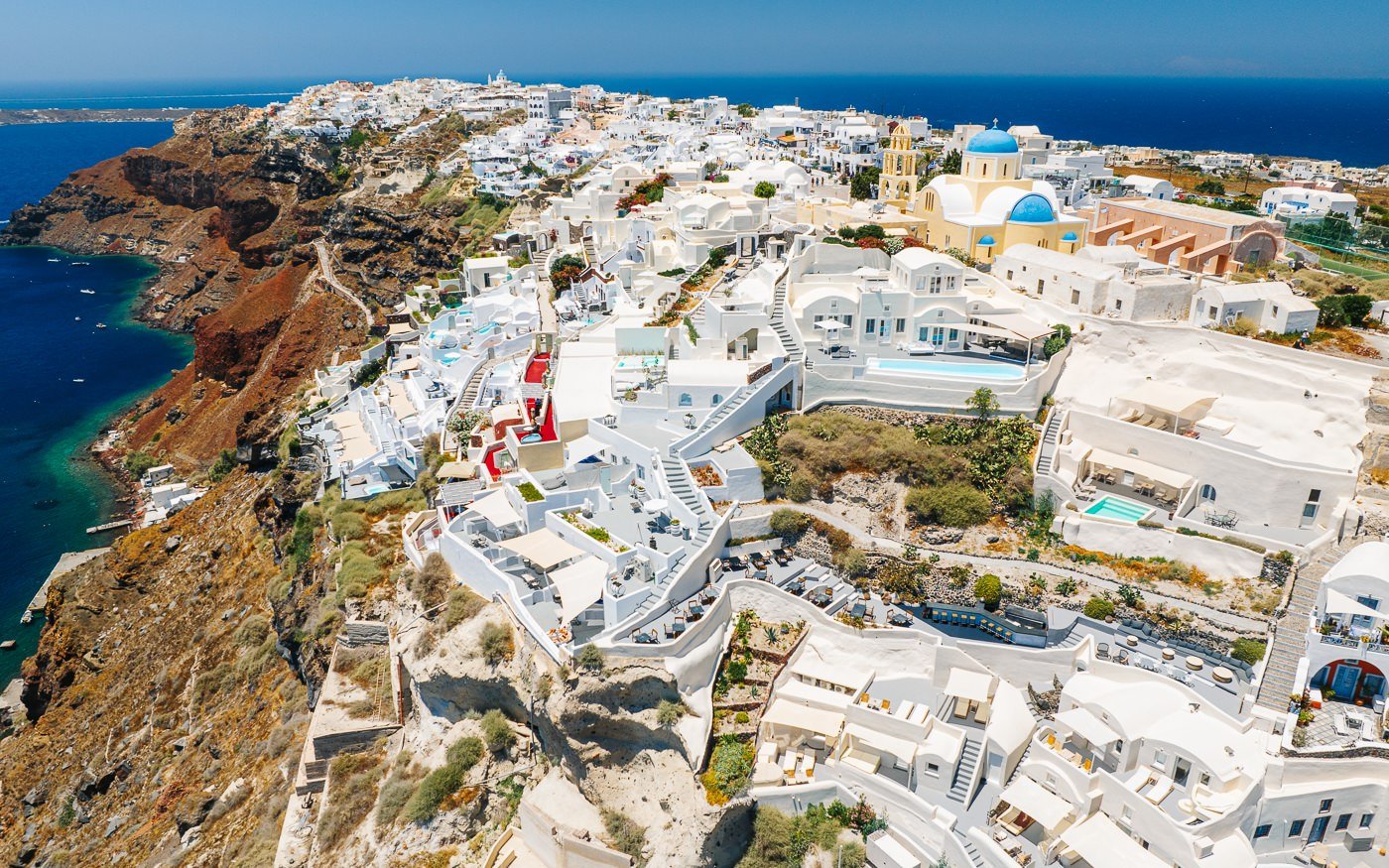 11 Best Places to Stay in Oia Santorini – Top Hotels in 2023